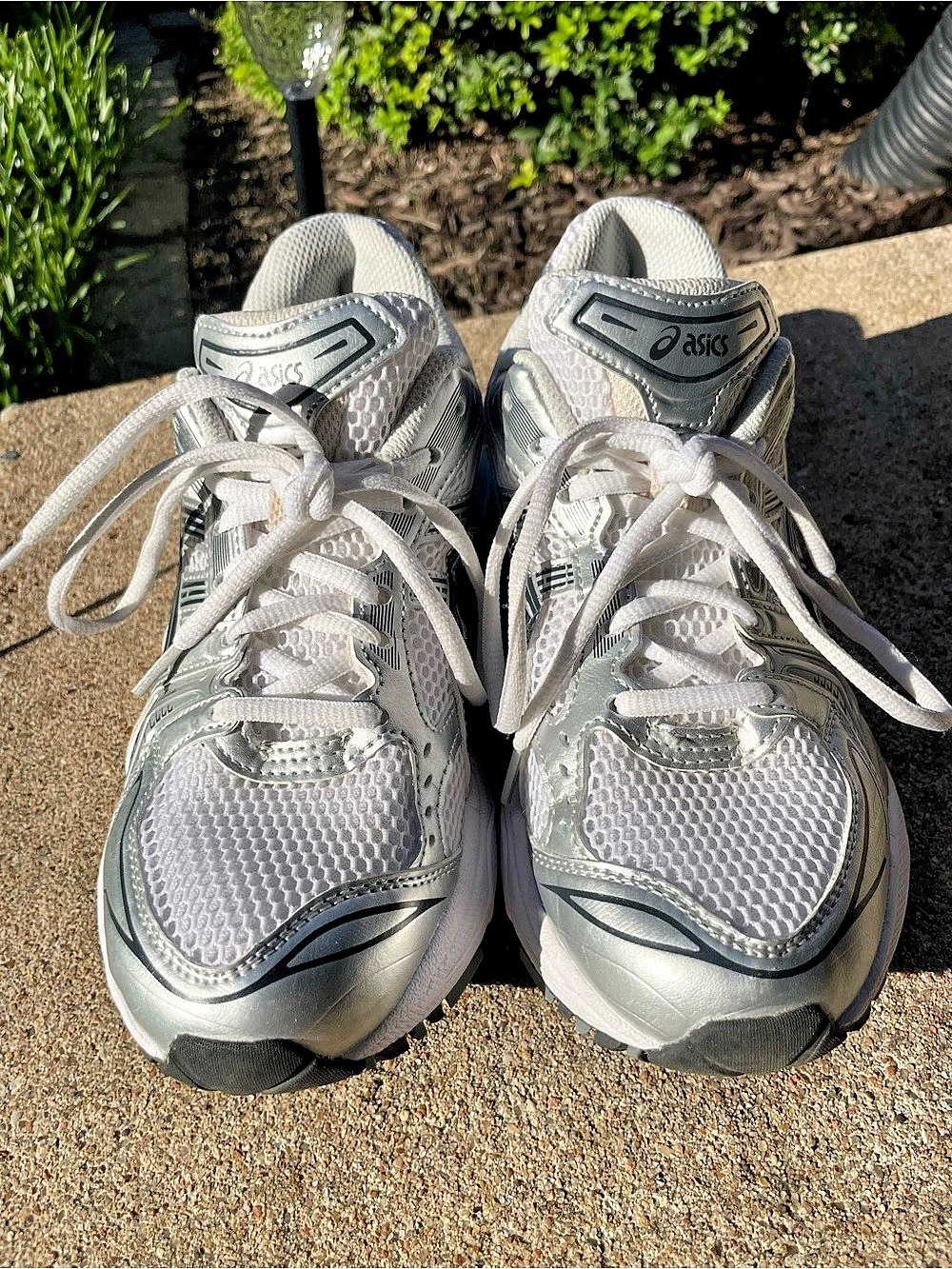 ASICS GEL-Kayano 14 Athletic Shoes Silver & White